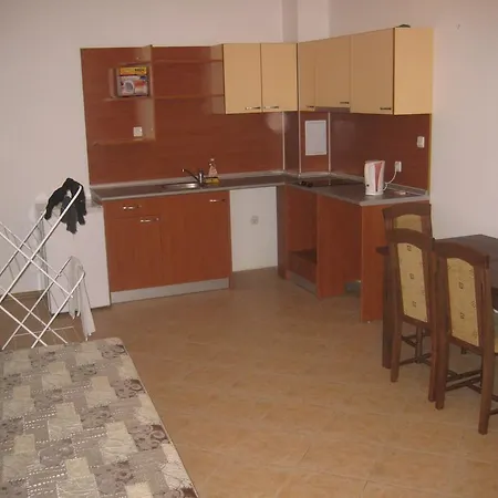 Апартаменты Bautik In Grand Kamelia